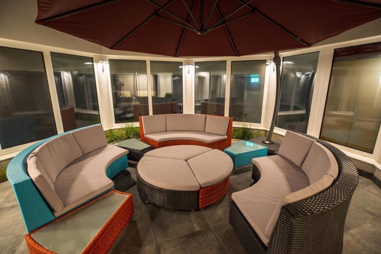 25H Spa-Residenz Pools In & Out, Private Garden & Beach Neusiedl am See Eksteriør billede