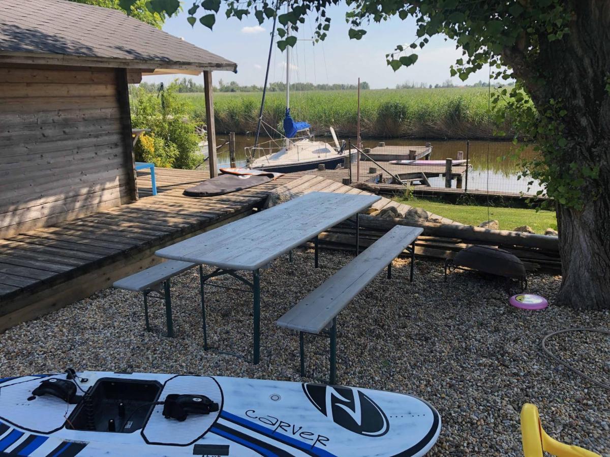 25H Spa-Residenz Pools In & Out, Private Garden & Beach Neusiedl am See Eksteriør billede