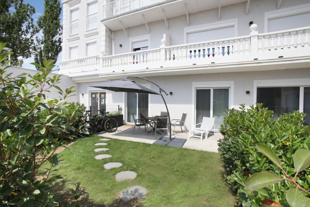 25H Spa-Residenz Pools In & Out, Private Garden & Beach Neusiedl am See Eksteriør billede
