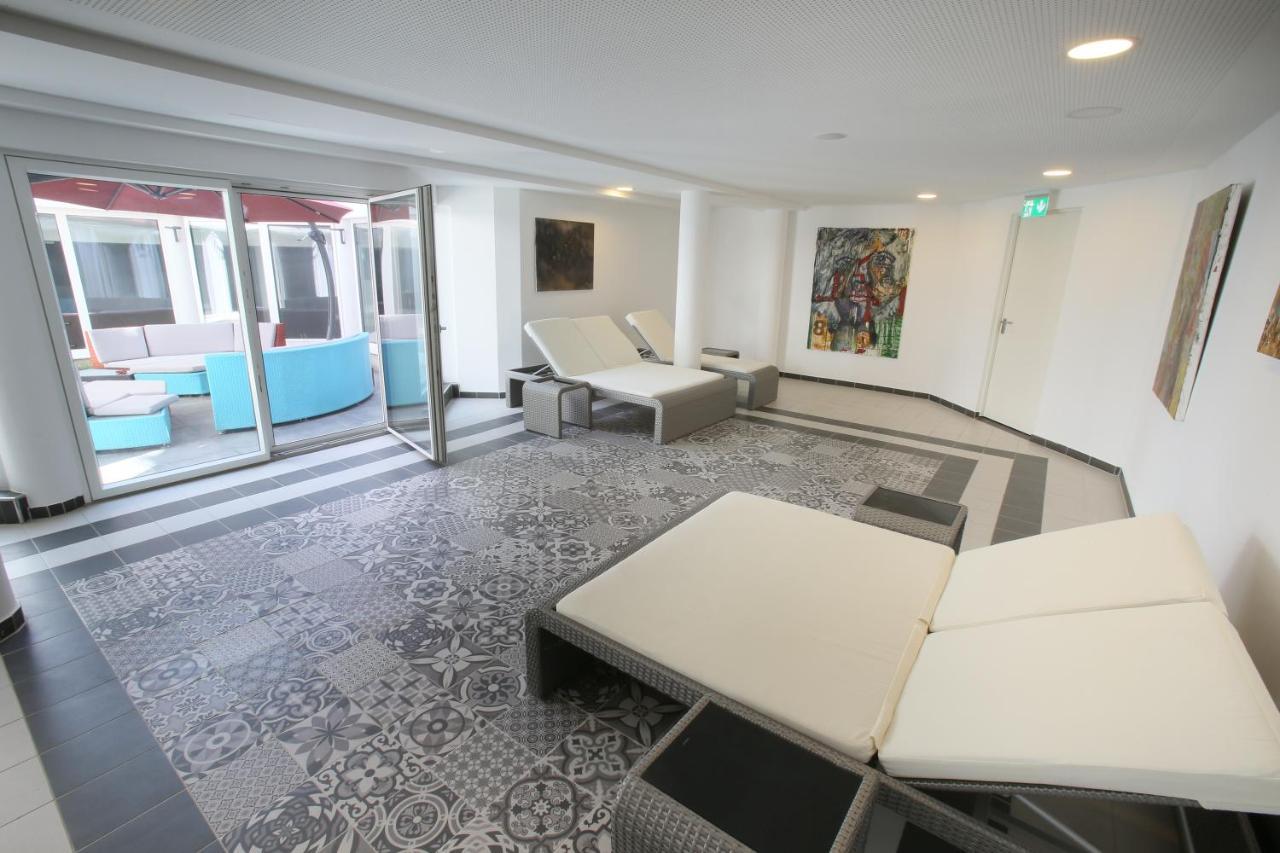 25H Spa-Residenz Pools In & Out, Private Garden & Beach Neusiedl am See Eksteriør billede