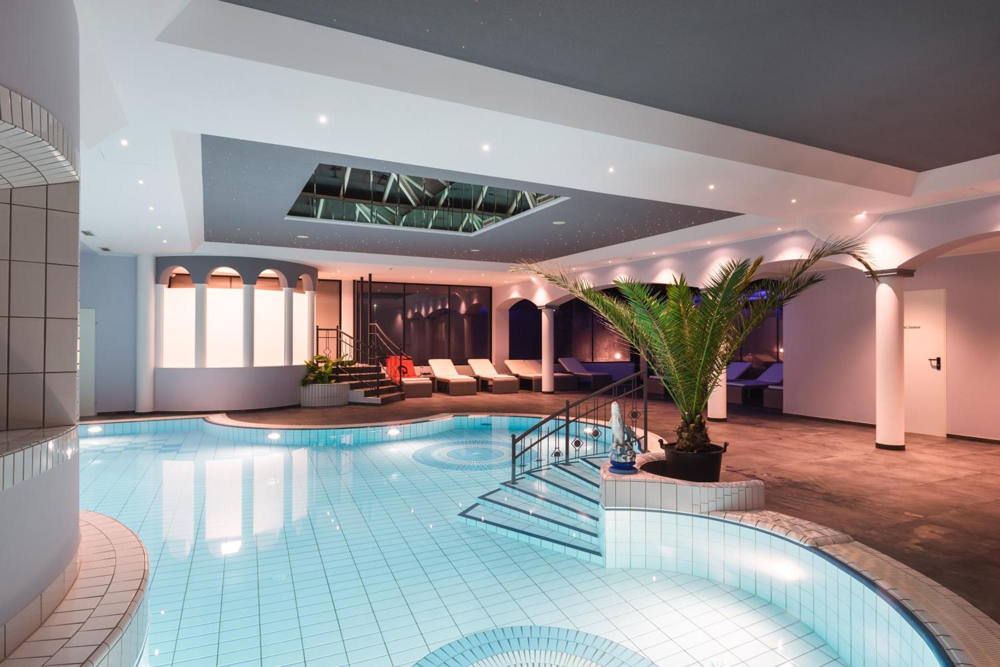 25H Spa-Residenz Pools In & Out, Private Garden & Beach Neusiedl am See Eksteriør billede